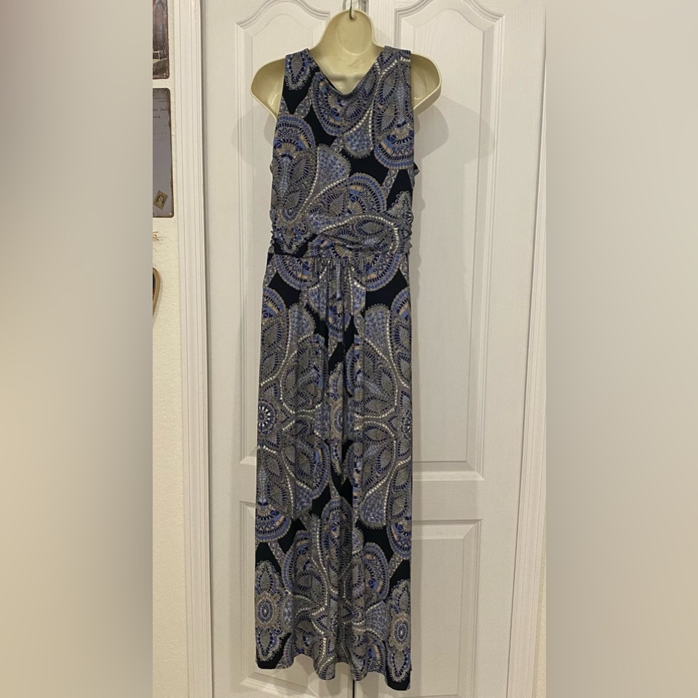 Beautiful Tommy Hilfiger Mosaic print maxi Dress. , sz10 NWOT - Picture 2 of 4